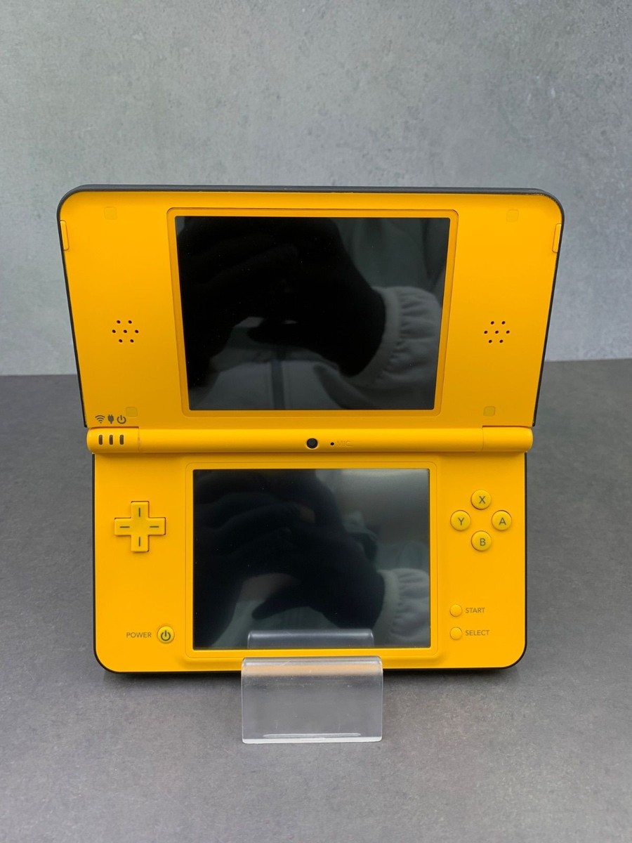Nintendo DSi LL XL Yellow Console UTL-001 w/ Charger Tested