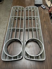 1973-1975 Ford F100 F250 F350 Grille Inserts Oem