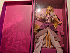 DISNEY COLLECTOR ENCHANTED ELEGANCE COLLECTION RAPUNZEL DOLL