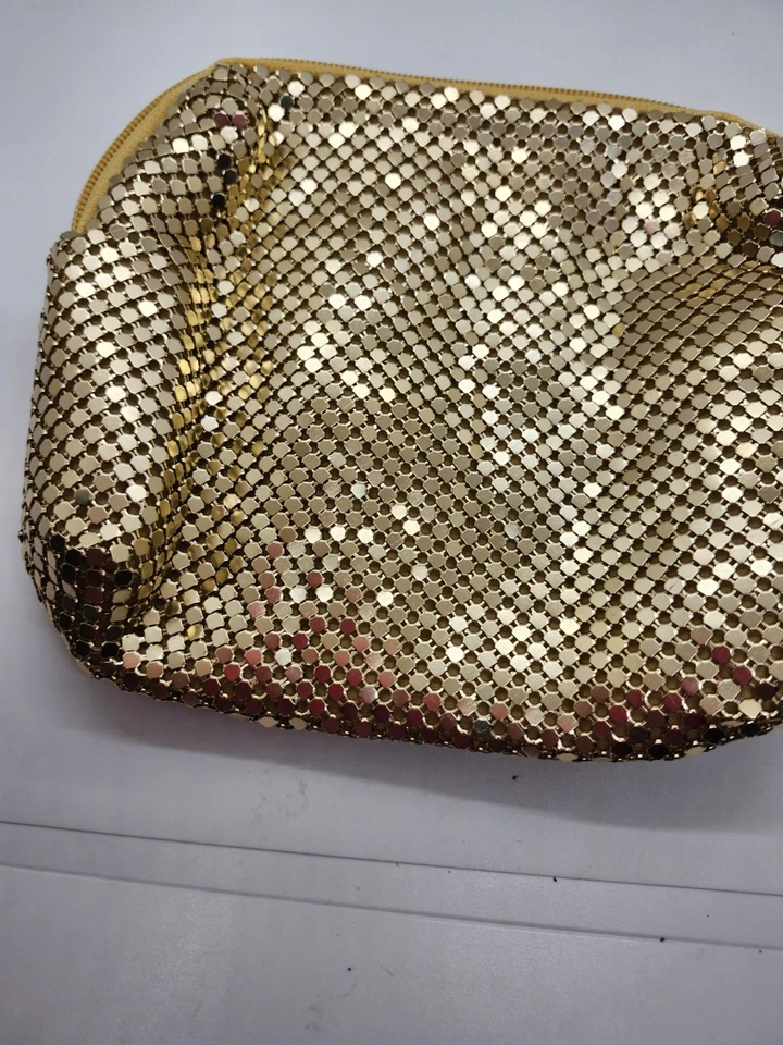 Signature Club A Gold Mesh Makeup Bag Small Bag With Gold Vintage Organization - Image 3 of 4