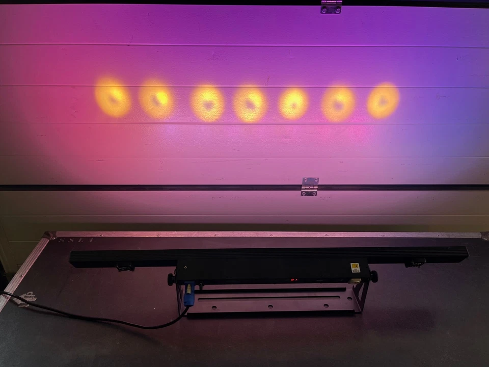 JB-Systems Sunbar Combi MKII 7x 3W blanco cálido y 7x 9W RGB - Imagen 2 de 4