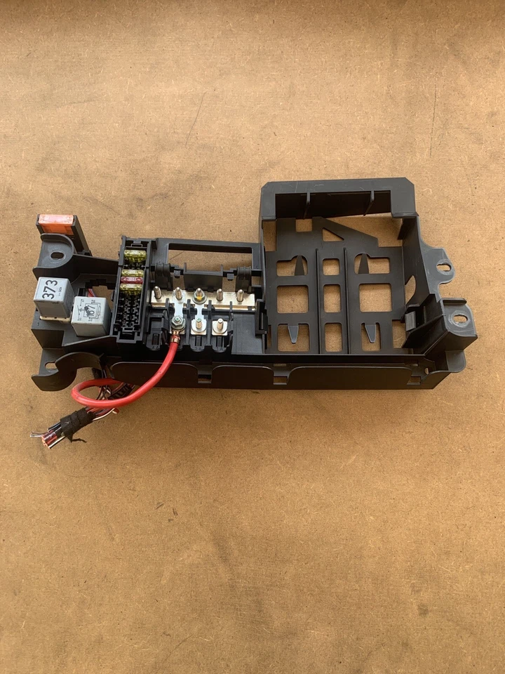 Módulo relé caja fusibles maletero Audi A8 Quattro 2004-2010 trasero derecho 4E0971845 OEM Foto 2 de 4