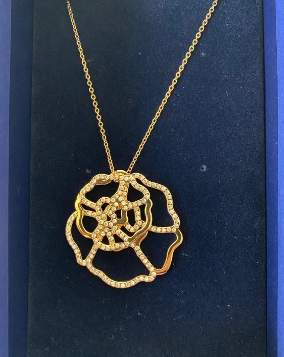 AUTÉNTICO Collar Swarovski 1043825 Magnolia Otoño Evanescente Nuevo en Caja Foto 2 de 4