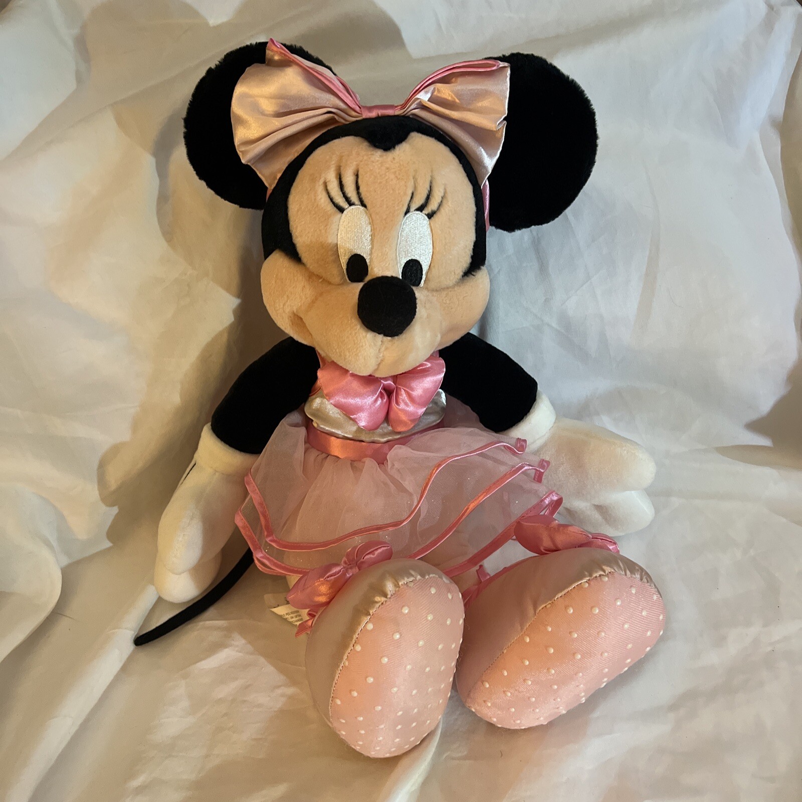minnie mouse ballerina doll