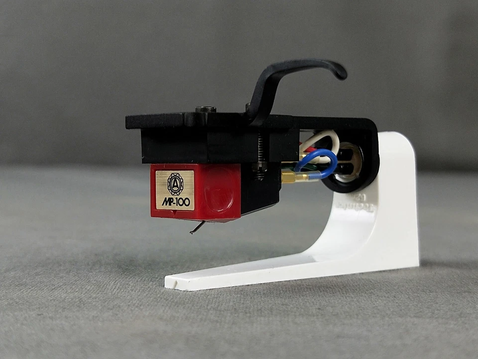Nagaoka MP-100 Phono Stereo Cartridge With headshell In Excellent Condition  - Image 2 of 4