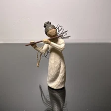 WILLOW TREE Angel Of Harmony Flute Demdaco Susan Lordi  2002 Figurine