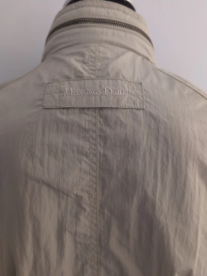 Chaqueta de Lluvia Massimo Dutti Para Hombres XL Beige Tostado Poli con Bolsillos Delanteros Nueva con Etiquetas Foto 4 de 4