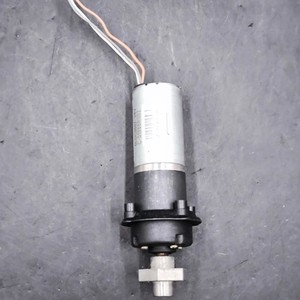 AL-KO D-89359 36ZWNP57-2450/36JXF30K71G Rasenmäher-Motor Gebraucht Multifarbig