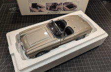 Autoart Millennium 1962 Chevrolet Corvette 1:18 Diecast Car 71101 Fawn Beige MIB