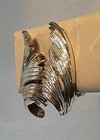 Lisner Silver Tone Feathery Leaf Vintage Screw Back Earrings   — photo 2