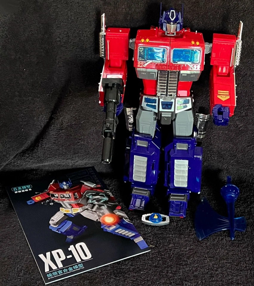 OPTIMUS PRIME • 11-12 PULGADAS DE ALTO • SERIE TRANSFORMADORES CLÁSICOS XP-10 Foto 2 de 4