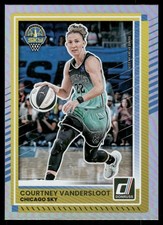 2025 Donruss WNBA Holo #34 Courtney Vandersloot - BSK
