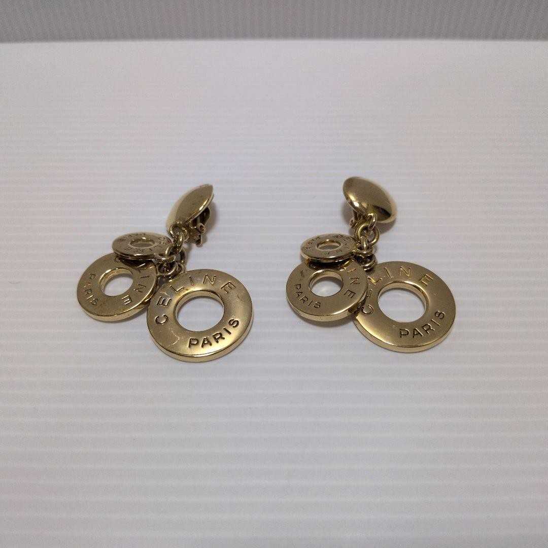 Celine Women Earring Ultra-rare clip-on earringfeaturing a triple