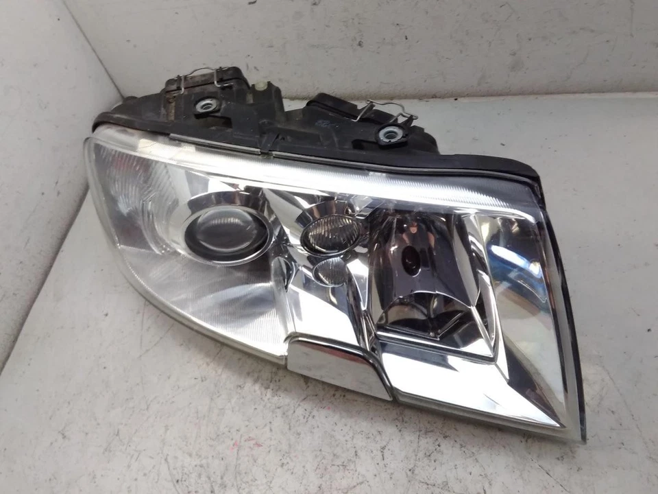 Skoda Superb 1 3U original Scheinwerfer vorn rechts Halogen mit LWR BJ2003 - Bild 4 von 4