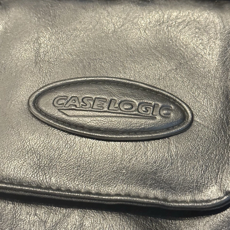 CASE LOGIC Faux Leather Portable CD Carrying Travel Case Black Bag Strap Satchel - Image 3 of 4