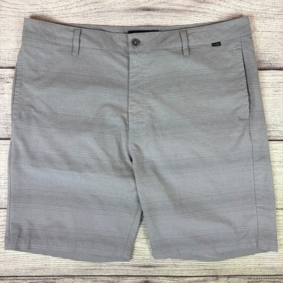Travis Matthew Gray Striped Golf Shorts size Men's 38 Lightweight