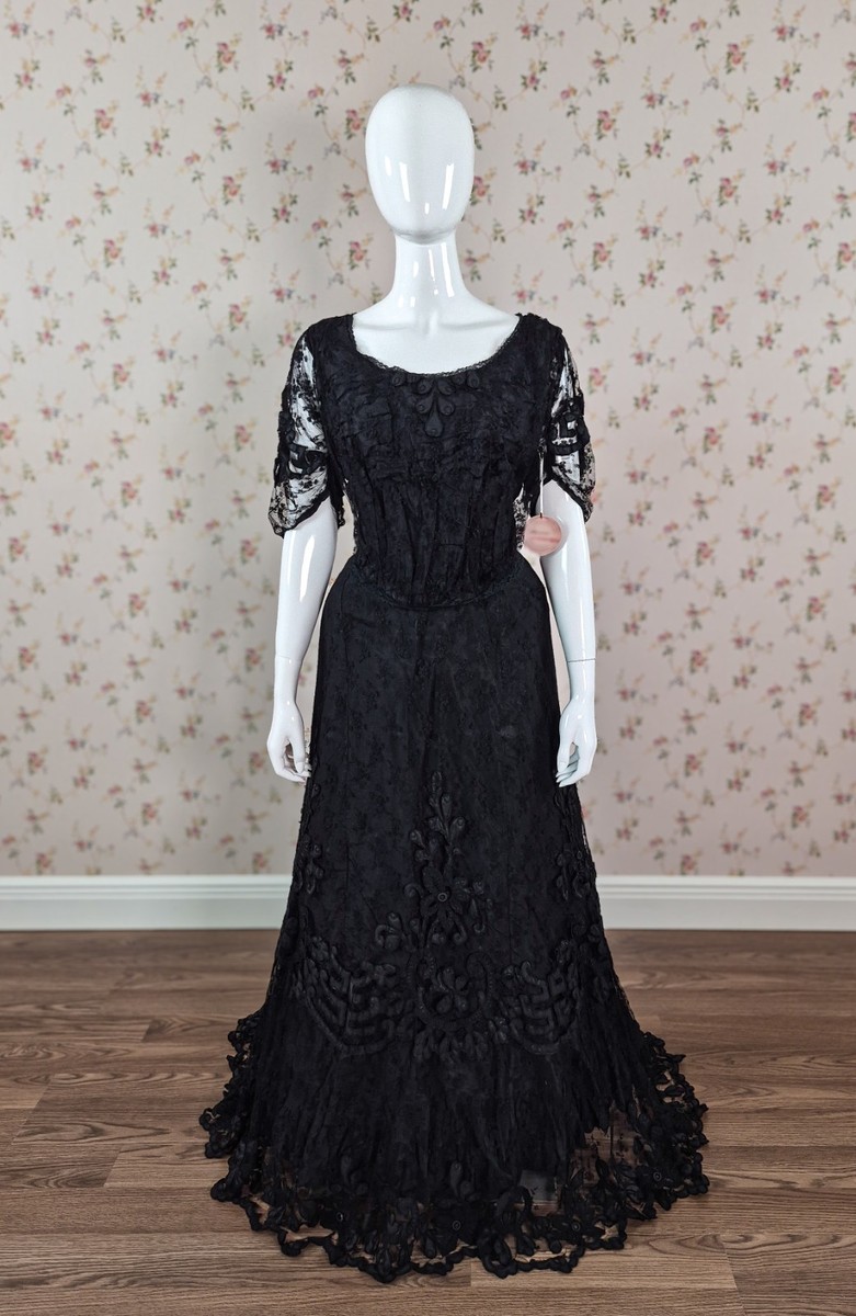 1890s Victorian Dress, Black Silk Lace Mourning Gown "Museum Deaccession"  Sz M/L | eBay