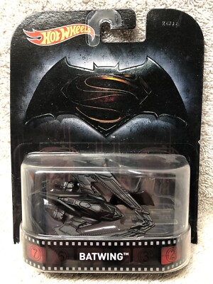 BATWING BATMAN VS. SUPERMAN retro entertainment hot wheels NEW