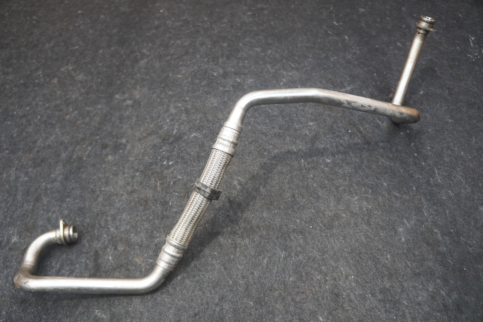 Engine Oil Tank Cooler Pipe Hose Tube Line 4S0115689A Lamborghini Huracan 2016