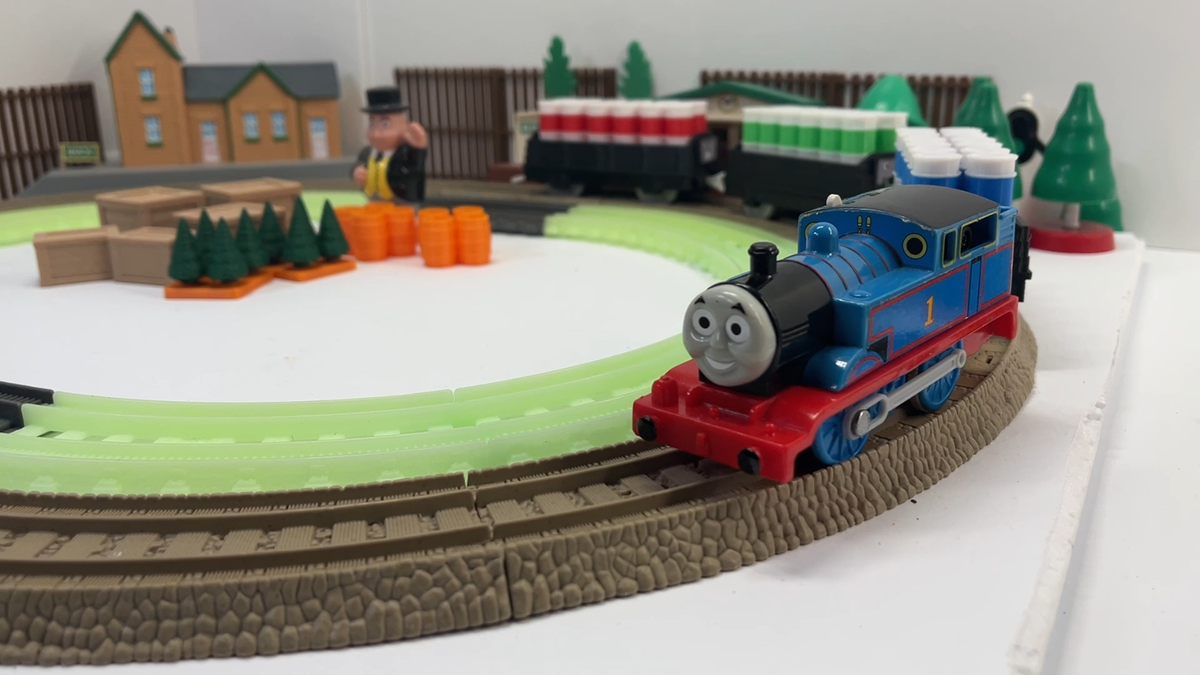 プレブリック　トーマス　黒　クロコダイル　状態良好 Trackmaster Custom Made Troublesome Barrel Cargo Train Black