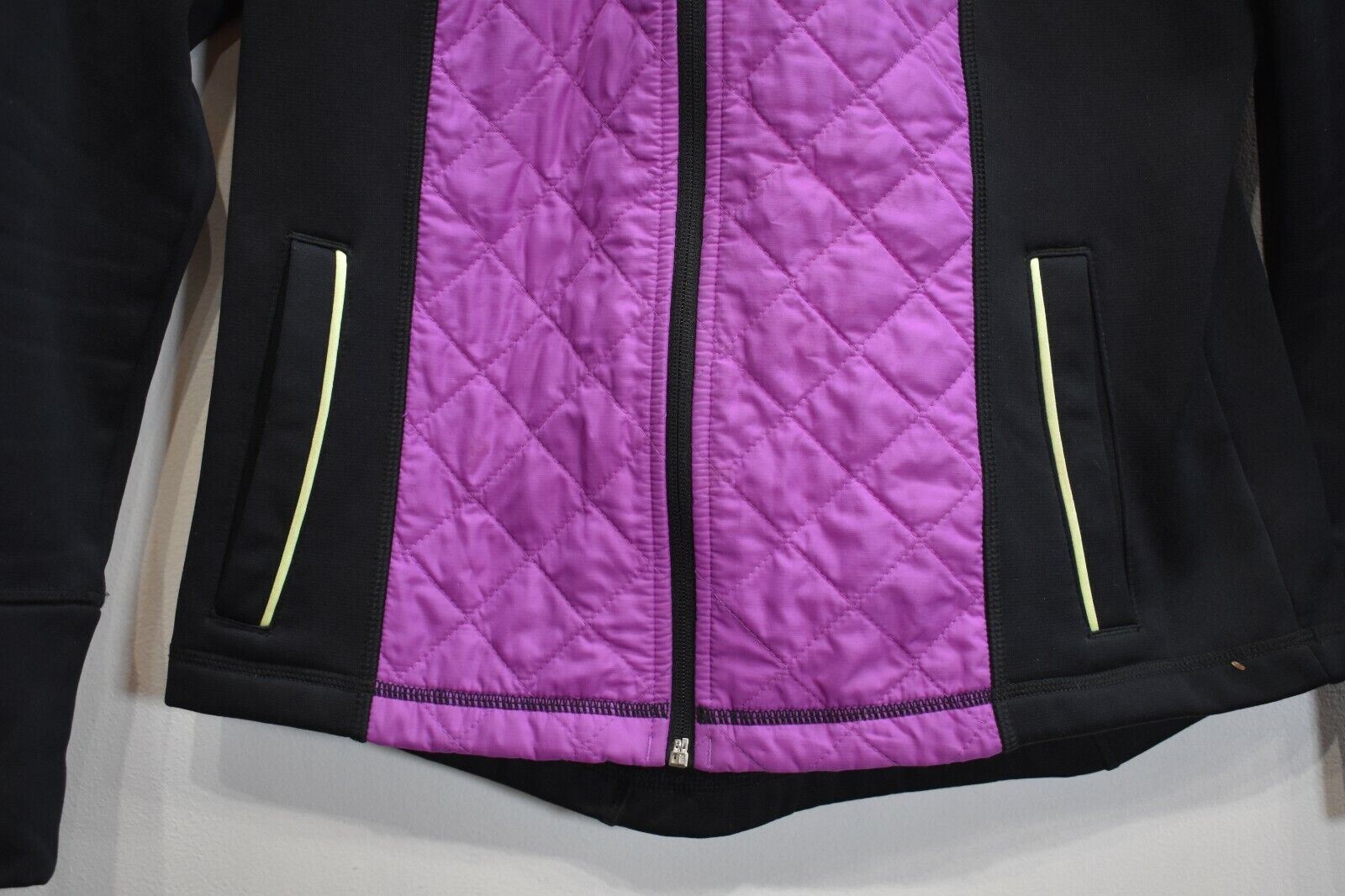 Giacca trapuntata con cappuccio Fila Sport donna nera viola full zip tasca a taglio XS