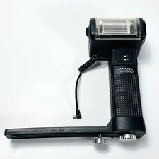 Hanimex Pro 550 external flash with bracket