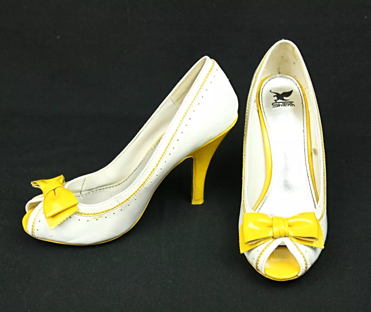 White shiny hot sale heels