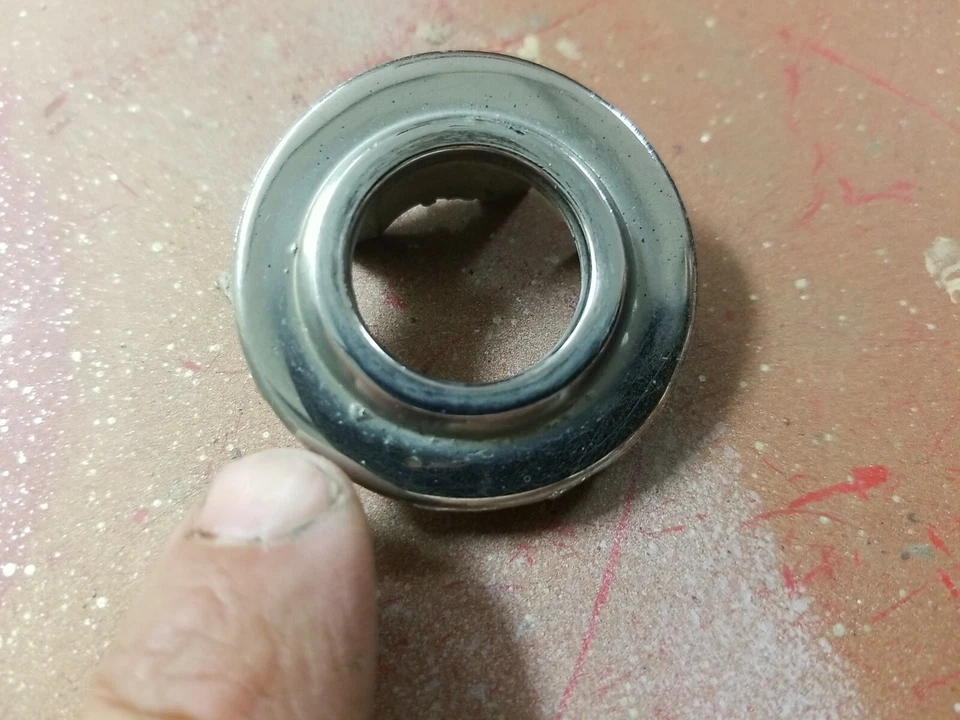 1970 1971 1972 1973 1974 PLYMOUTH BARRACUDA CUDA RADIO ANTENNA BASE TRIM BEZEL - Image 4 of 4