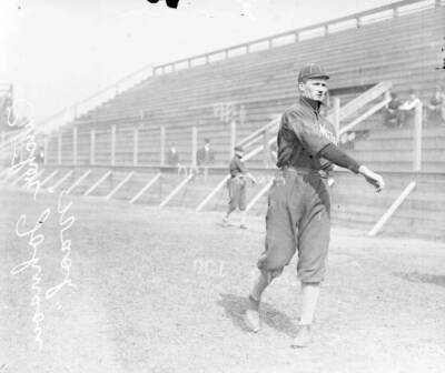 The Great Walter Johnson Pitcher For The American League'S Washin - Old Photo