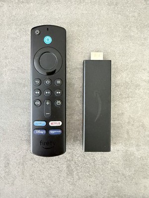 Amazon Fire TV Stick 4K 1. Generation, Alexa, Wi-Fi, Sprachfernbedienung