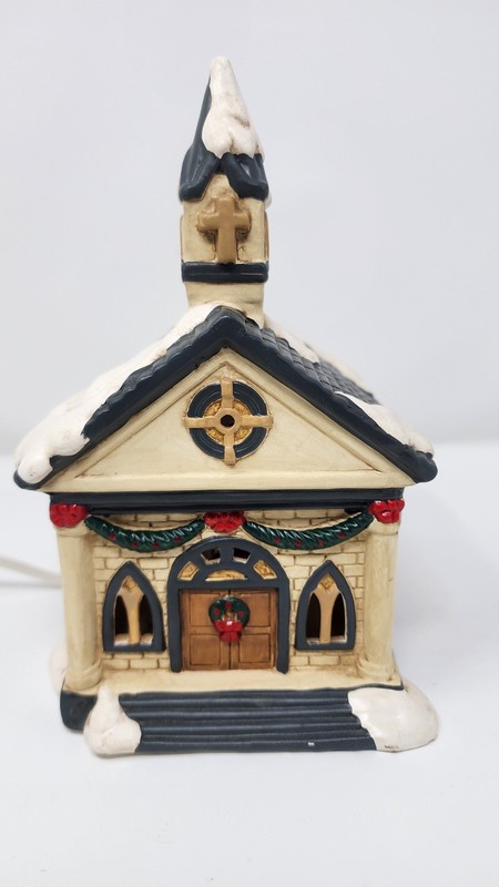 VINTAGE Pacific Rim Ceramic Church Christmas Decoration Model#1955 Lighted Works