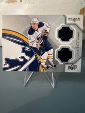 2012-13 UD Black Diamond Double Jersey Drew Stafford PATCH Buffalo Sabres