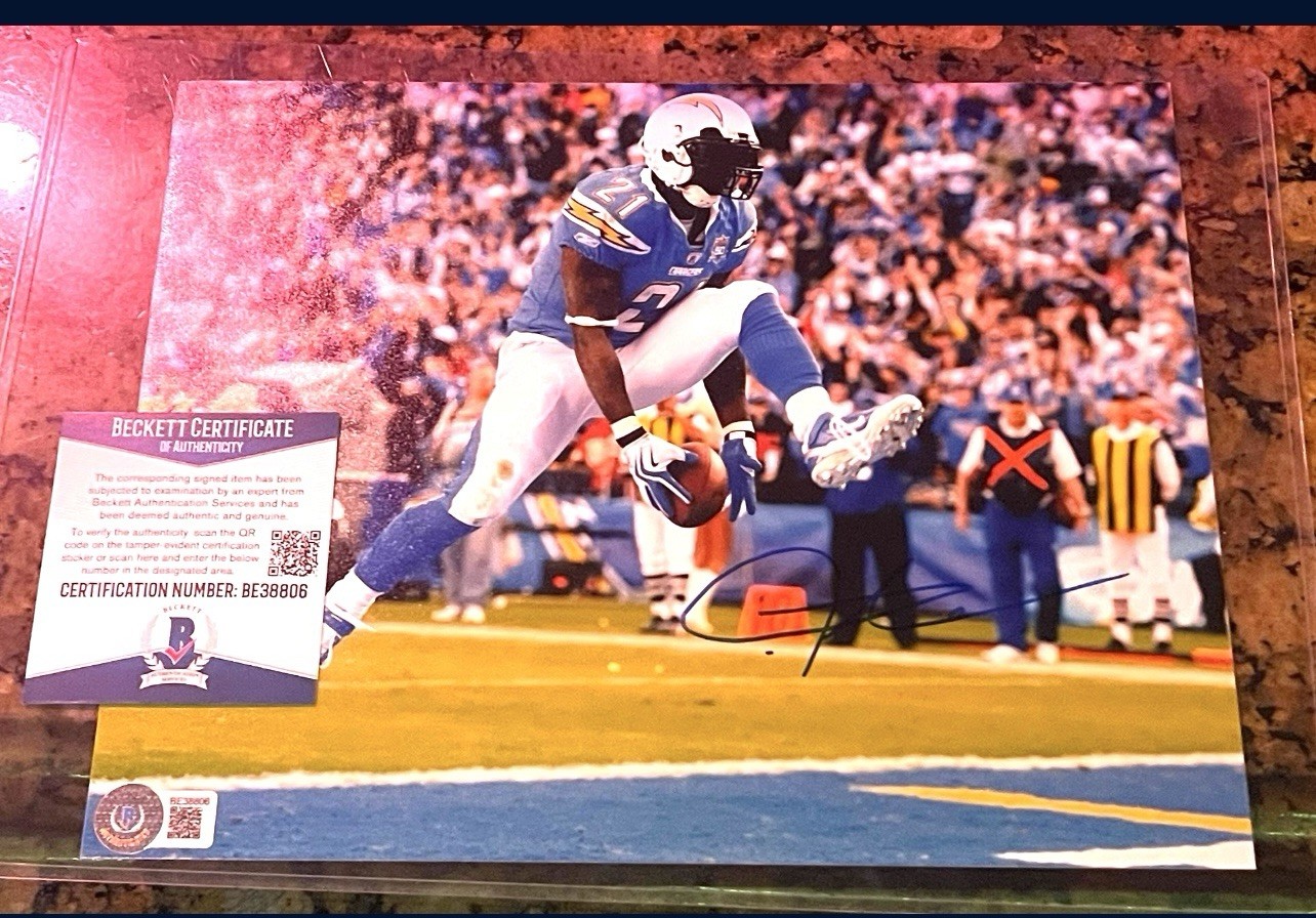 LaDainian Tomlinson Autographed Signed BAS COA 8x10 Football Photo 