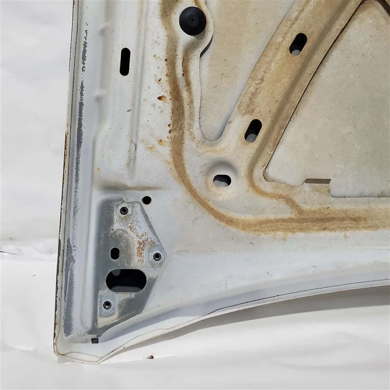 Capó blanco necesita pintura OEM 2002 2003 2004 Chevrolet Avalanche 2500 Foto 4 de 4