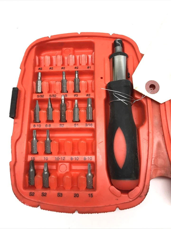 USED BLACK & DECKER BIT DRIVER SET - MISSING PIECES -DRIVER WORKS - Image 2 of 4