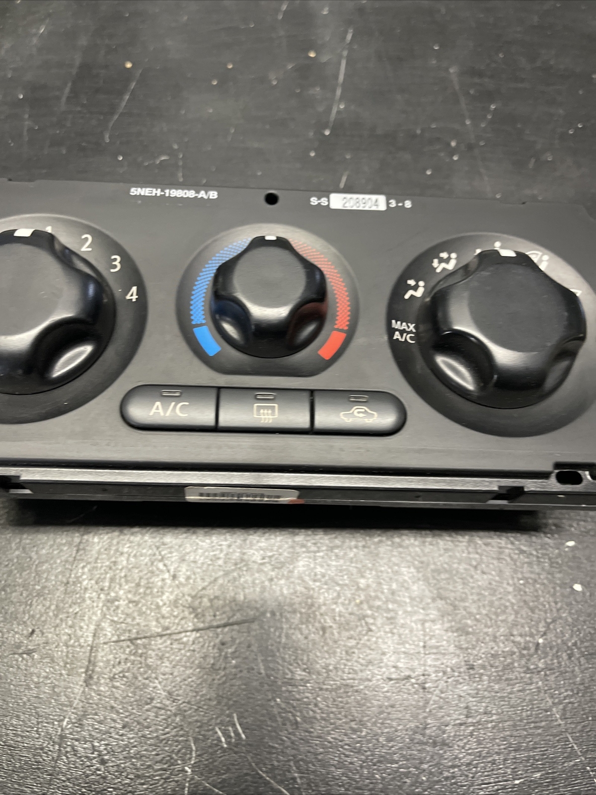 20052012 Nissan Pathfinder / Xterra AC Heater Climate Control Manual