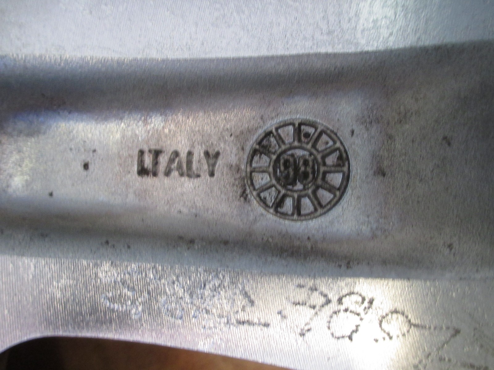 Ferrari 512 TR , Rear Wheel / Rim ( 3 piece modular)  # 149553