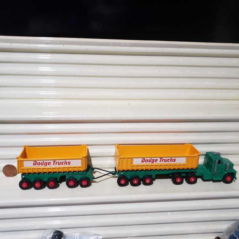 Lesney Matchbox 1968 KING SIZE K16A DODGE TRACTOR with TWIN TIPPER TRAIN C8.5