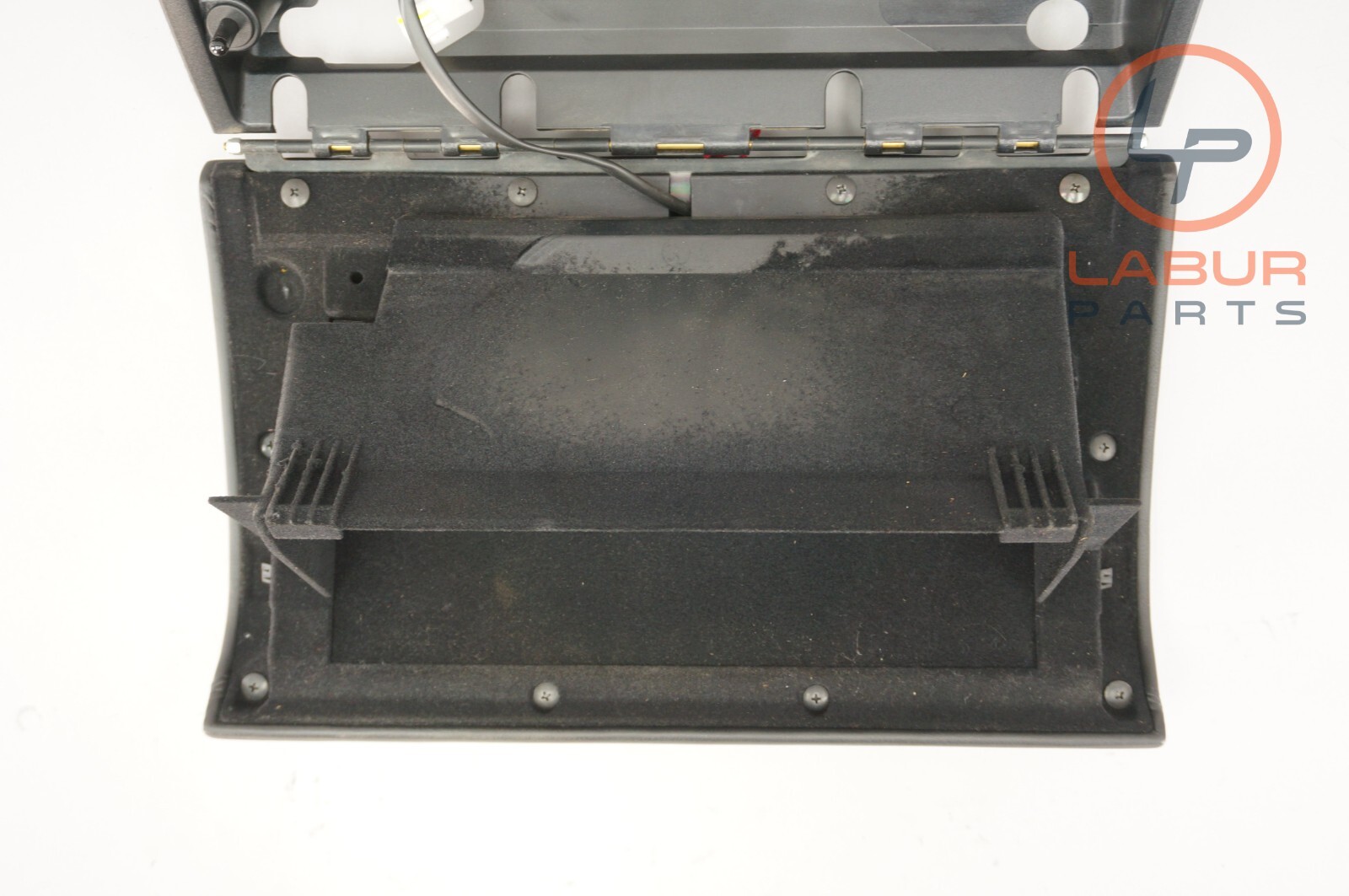 M139 03-08 Maserati Quattroporte Front Right Side Glove Box Storage Black GB232