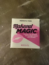 Perfectly Posh MAKEOUT MAGIC Lip Scrub 