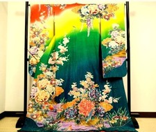 Japanese kimono SILK,"HIKIFURISODE",Vintage,Gld leaf/thread,Gradient 5'11",.4717