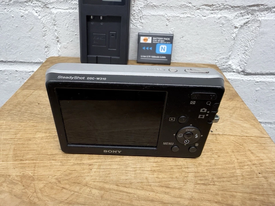 Sony Digital Camera Cybershot DSC-W350 14.1MP Silver TESTED - Image 4 of 4