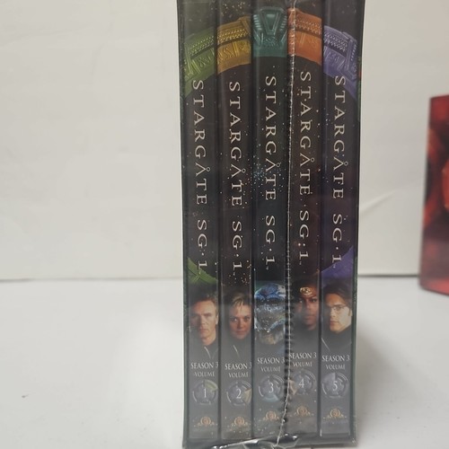 Partially Sealed Stargate DVD Collection Seasons 1, 2, 3, 4 - Picture 11 of 21