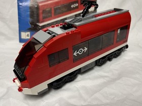 Lego City Passenger Train 7938 - Single Car only from Manual #4
