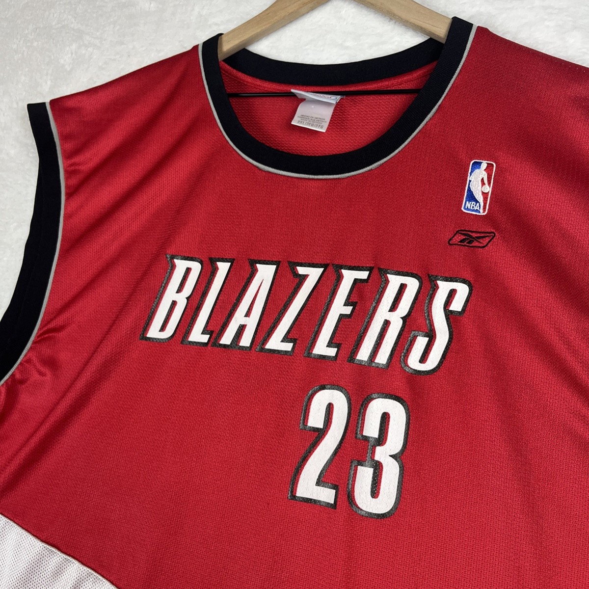 VTG Reebok NBA Portland Trail Blazers 'Darius Miles' #23 Red