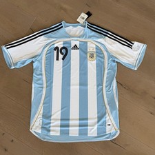 New Adidas Messi Argentina Men’s Large Authentic 2006 World Cup Jersey JN3708