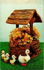 Vtg Advertising PC National Handcraft Institute Wishing Well Planter & Ducks 