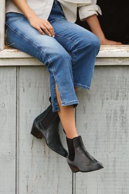 Anthropologie Penelope Chilvers Cubana Dark Gray Italian Velvet Boots Sz 