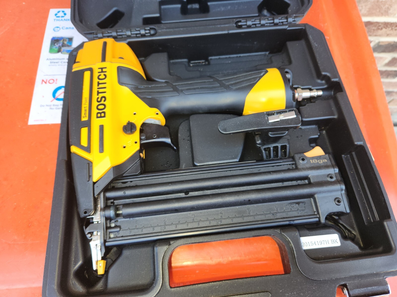 BOSTITCH Nail Gun Brad Nailer Smart Point 18GA BTFP12233 eBay