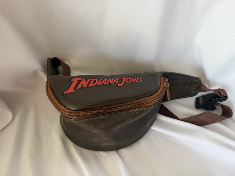Indiana Jones Vintage 1989 Lucasfilm Disney World Brown Fanny Pack Belt Bag